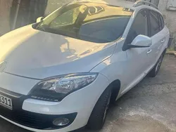 Weiß Gebraucht 2013 Renault Mégane GrandTour Kombi | 3.500 € (Superpreis)