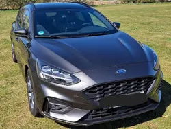 Grau Gebraucht 2019 Ford Focus ST-Line Kombi | 14.100 € (Guter Preis)