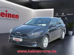 Schwarz Neu 2025 Kia Ceed Sportswagon Comfort Kombi | 25.480 € (Fairer Preis)