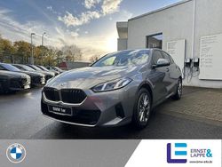 Skyscraper grau Neu 2025 BMW 120 Kleinwagen | 32.970 € (Guter Preis)