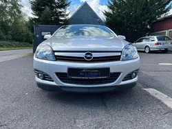 Silber Gebraucht 2005 Opel Astra GTC Limousine | 1.499 € (Guter Preis)