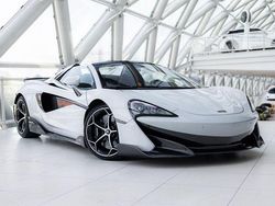 Grau Gebraucht 2020 McLaren 600LT Spider Cabrio | 229.950 €