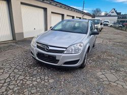 Silber Gebraucht 2009 Opel Astra Selection Limousine | 1.590 € (Superpreis)