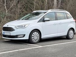 Weiß Gebraucht 2016 Ford Grand C-Max Titanium Van / Kleinbus | 8.300 € (Guter Preis)