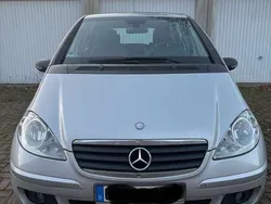 Grau Gebraucht 2006 Mercedes A180 Kleinwagen | 2.899 € (Etwas zu teuer)