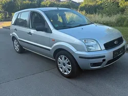 Silber Gebraucht 2003 Ford Fusion Limousine | 2.500 € (Fairer Preis)