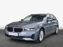 Grau Gebraucht 2021 BMW 530 Sport Line Kombi | 36.911 € (Etwas zu teuer)