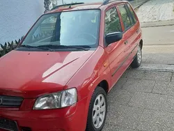 Rot Gebraucht 2002 Mazda Demio Kombi | 900 €