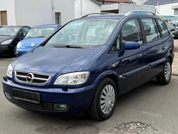 Blau Gebraucht 2004 Opel Zafira Van / Kleinbus | 3.699 € (Etwas zu teuer)