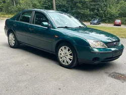 Grün Gebraucht 2002 Ford Mondeo Limousine | 1.790 € (Guter Preis)