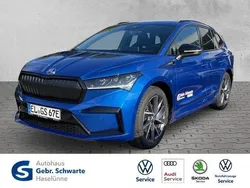 Raceblau metallic (metallic) Gebraucht 2023 Skoda Enyaq iV SportLine SUV | 35.430 € (Teuer)