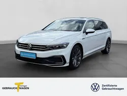 Weiß Gebraucht 2020 VW Passat Pro Kombi | 22.250 € (Fairer Preis)