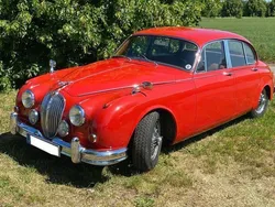 Rot Gebraucht 1964 Jaguar MK II Limousine | 22.900 €