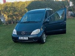 Schwarz Gebraucht 2005 Mercedes Vaneo Van / Kleinbus | 2.450 € (Fairer Preis)