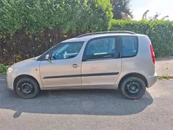 Beige Gebraucht 2007 Skoda Roomster Kombi | 3.400 € (Fairer Preis)