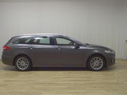 Grau Gebraucht 2021 Ford Mondeo Titanium Kombi | 14.480 € (Guter Preis)