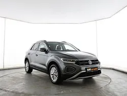 Grau Gebraucht 2023 VW T-Roc Life SUV | 19.330 € (Guter Preis)