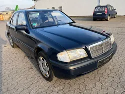 Blau Gebraucht 1997 Mercedes C230 Limousine | 1.950 € (Superpreis)