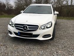 Weiß Gebraucht 2014 Mercedes E200 Avantgarde Kombi | 16.999 € (Fairer Preis)