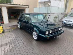Grün Gebraucht 1991 VW Golf Cabriolet Classicline Cabrio | 11.990 €