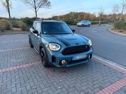 Grün Gebraucht 2021 Mini Cooper Countryman SUV | 29.000 € (Etwas zu teuer)