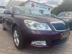 Rot Gebraucht 2012 Skoda Octavia Family Kombi | 6.499 € (Guter Preis)