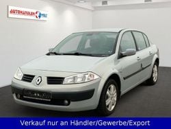 Grau Gebraucht 2004 Renault Mégane II Dynamique Limousine | 1.499 € (Superpreis)