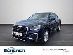 Navarrablau metallic (metallic) Gebraucht 2024 Audi Q2 Ambiente SUV | 28.880 € (Guter Preis)