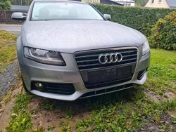 Grau Gebraucht 2011 Audi A4 Limousine | 5.600 € (Superpreis)