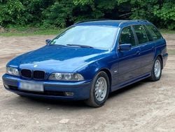 Blau Gebraucht 2003 BMW 520 Kombi | 1.500 € (Guter Preis)