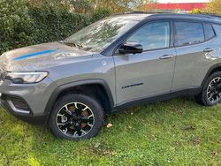 Grau Gebraucht 2023 Jeep Compass Trailhawk SUV | 29.500 € (Fairer Preis)