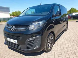 Schwarz Gebraucht 2023 Opel Zafira Life Elegance Van | 41.599 € (Etwas zu teuer)