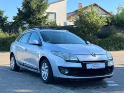 Silber Gebraucht 2013 Renault Mégane GrandTour Expression Kombi | 2.990 € (Fairer Preis)