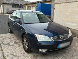 Blau Gebraucht 2003 Ford Mondeo Limousine | 1.000 €