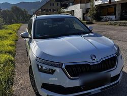 Weiß Gebraucht 2021 Skoda Kamiq SUV | 18.200 € (Fairer Preis)