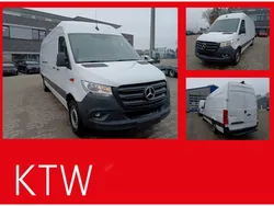 Weiß Gebraucht 2023 Mercedes Sprinter Van | 23.500 €