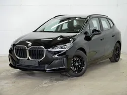 Schwarz Gebraucht 2024 BMW 218 Active Tourer Performance Van / Kleinbus | 27.980 € (Superpreis)