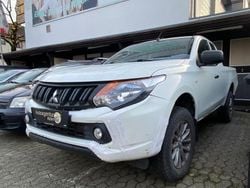 Weiß Gebraucht 2017 Mitsubishi L200 Basis Abholung | 8.990 € (Superpreis)