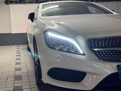Weiß Gebraucht 2016 Mercedes CLS350 Shooting Brake Kombi | 35.000 €