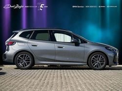 Skyscraper grey metallic Gebraucht 2025 BMW 220 Active Tourer M Sport Van / Kleinbus | 33.990 € (Fairer Preis)