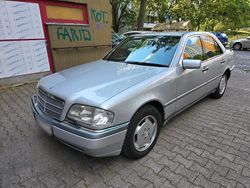 Silber Gebraucht 1994 Mercedes C180 Elegance Limousine | 4.700 €