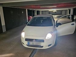 Weiß Gebraucht 2009 Fiat Punto Evo Kleinwagen | 2.500 € (Fairer Preis)