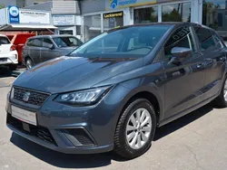 Grau Gebraucht 2024 Seat Ibiza Style Limousine | 16.390 € (Fairer Preis)