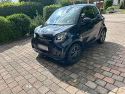 Schwarz Gebraucht 2022 Smart ForTwo Electric Drive Passion Kleinwagen | 11.000 € (Fairer Preis)