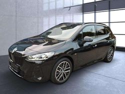 Saphirschwarz Gebraucht 2024 BMW 218 M Sport Van / Kleinbus | 27.599 € (Fairer Preis)