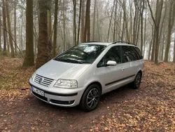 Silber Gebraucht 2002 VW Sharan Trendline Van / Kleinbus | 4.298 € (Etwas zu teuer)