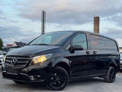 Schwarz Gebraucht 2018 Mercedes Vito Van / Kleinbus | 18.999 € (Fairer Preis)