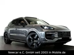 Grau Neu 2025 Porsche Cayenne SUV | 135.303 € (Superpreis)