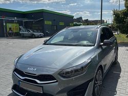 Grau Gebraucht 2022 Kia Ceed Sportswagon GT-Line Kombi | 27.500 € (Teuer)