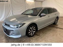 Silber Gebraucht 2024 VW Passat Business Limousine | 28.950 € (Fairer Preis)
